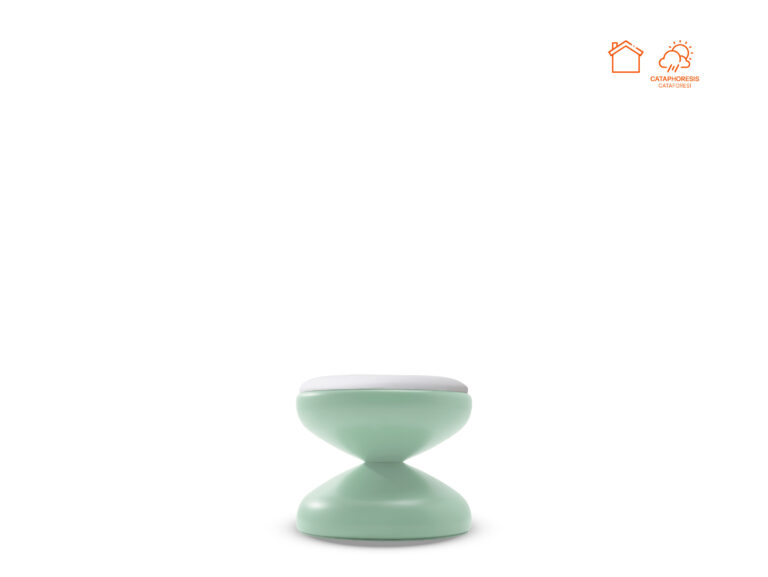 clessidra-pouf-600-foto-in-evidenza